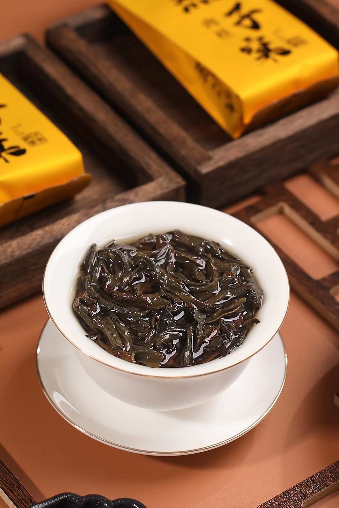 燕子窠肉桂礼盒装武夷大红袍醇香型桂香幽雅传统炭焙熟茶250克茶