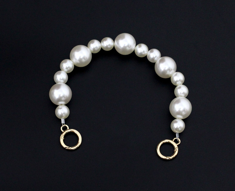 女士包包挂件时尚简约仿珍珠箱包配饰箱包提手挂件珍珠链条装饰物