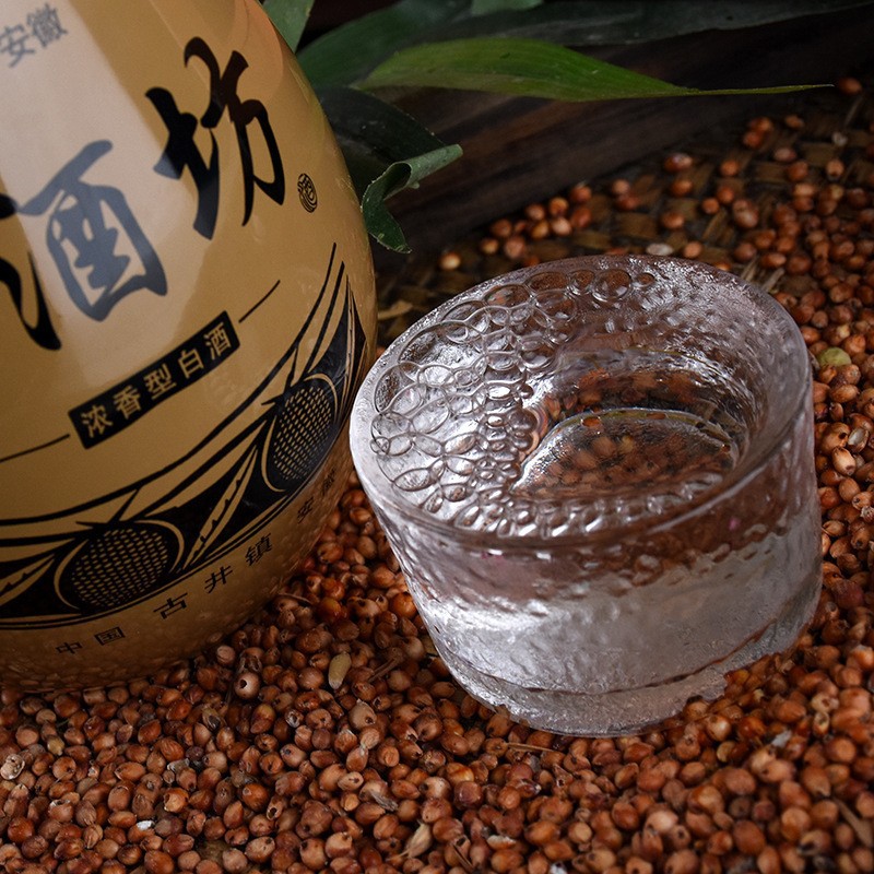老酒坊52度500毫升 浓香型白酒 整箱六瓶装