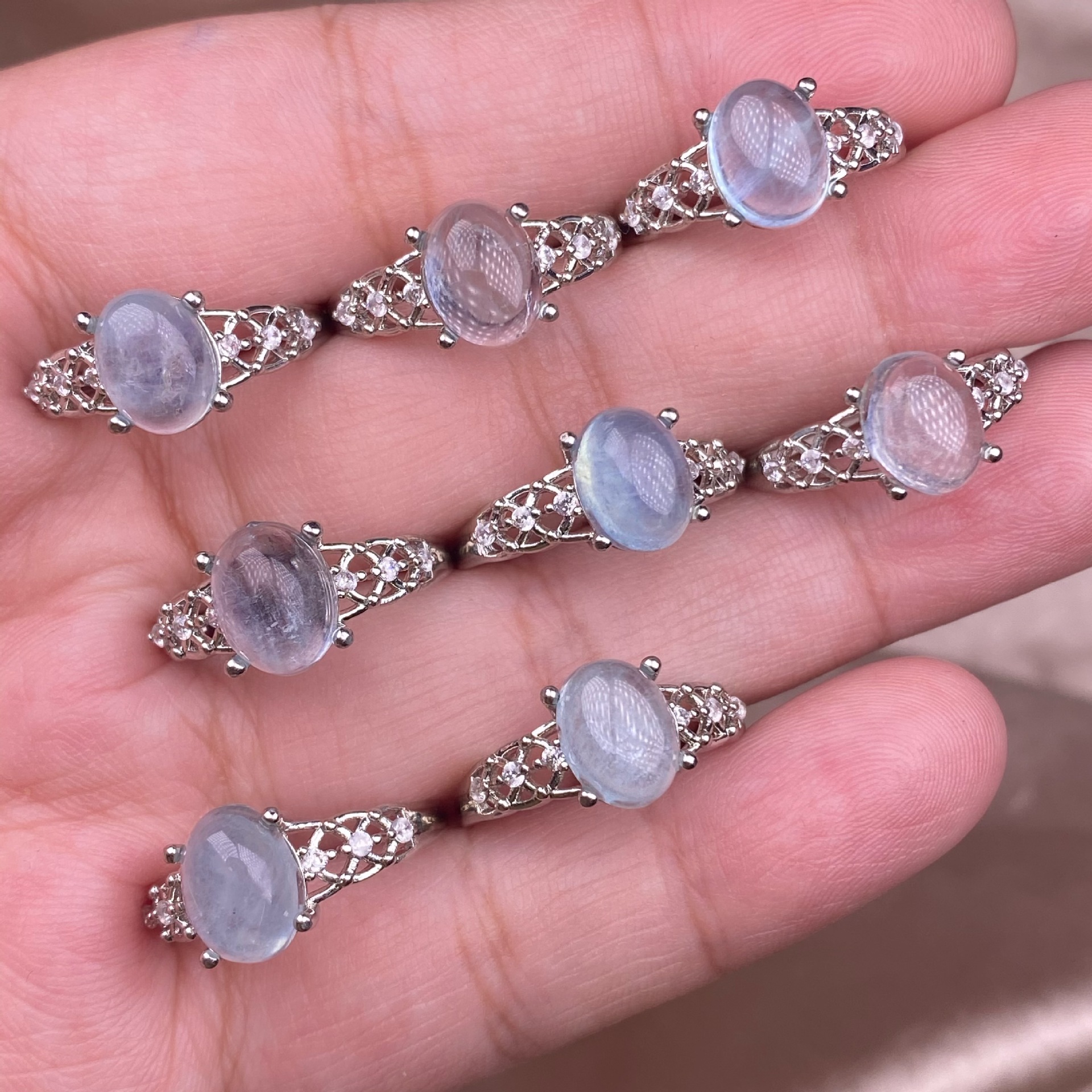 海蓝宝戒指通勤简约微镶锆石女款水晶饰品小清新小众日常单品配饰