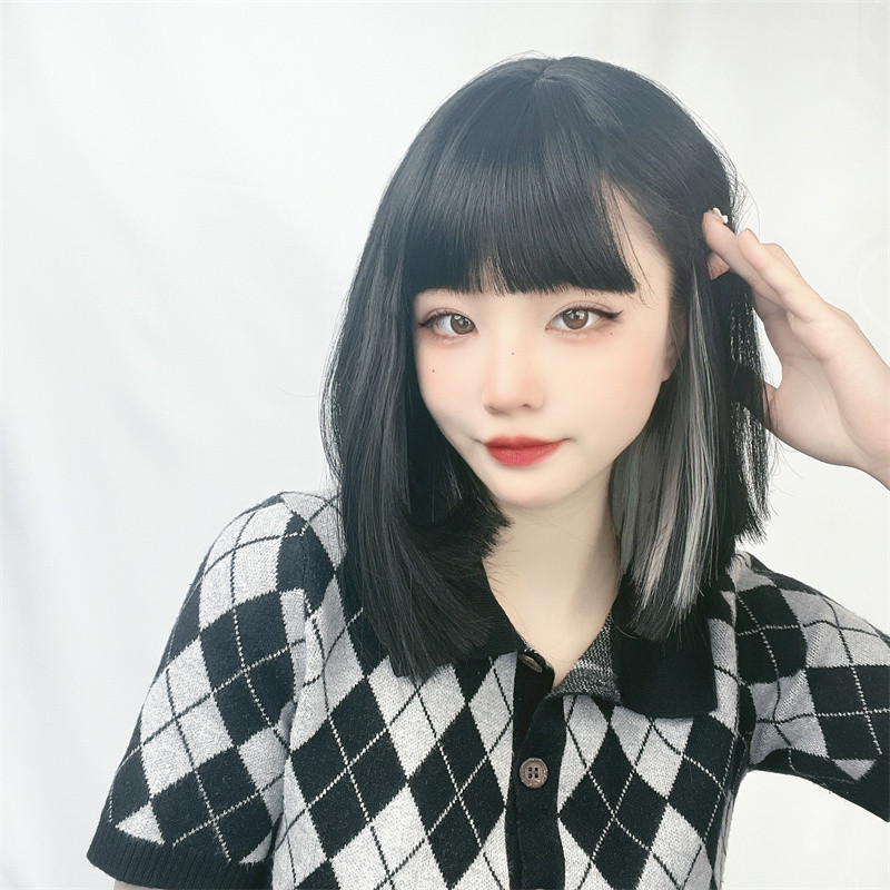 现货假发女挑染短直发齐刘海化纤假发套网红同款挂耳染齐肩锁骨发