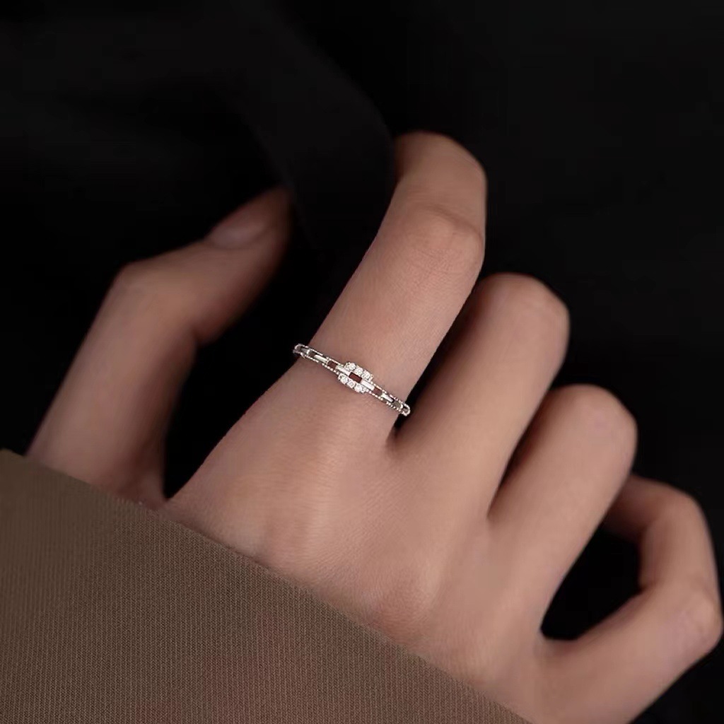 心电图食指戒指