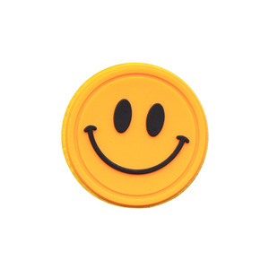 厂家定制pvc胶章滴塑标牌橙色卡通笑脸圆形pvc滴塑标胶章定做上海