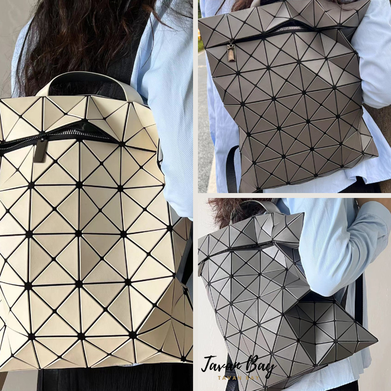 双肩包轻薄新款大容量男女双肩背包学生菱格校园菱形书包