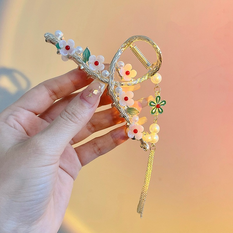 Ancient Style Han Chinese Clothing Tassel Hairpin Back Head Large Updo Shark Clip Women's New Grip Hair Clip Headdress Wholesale