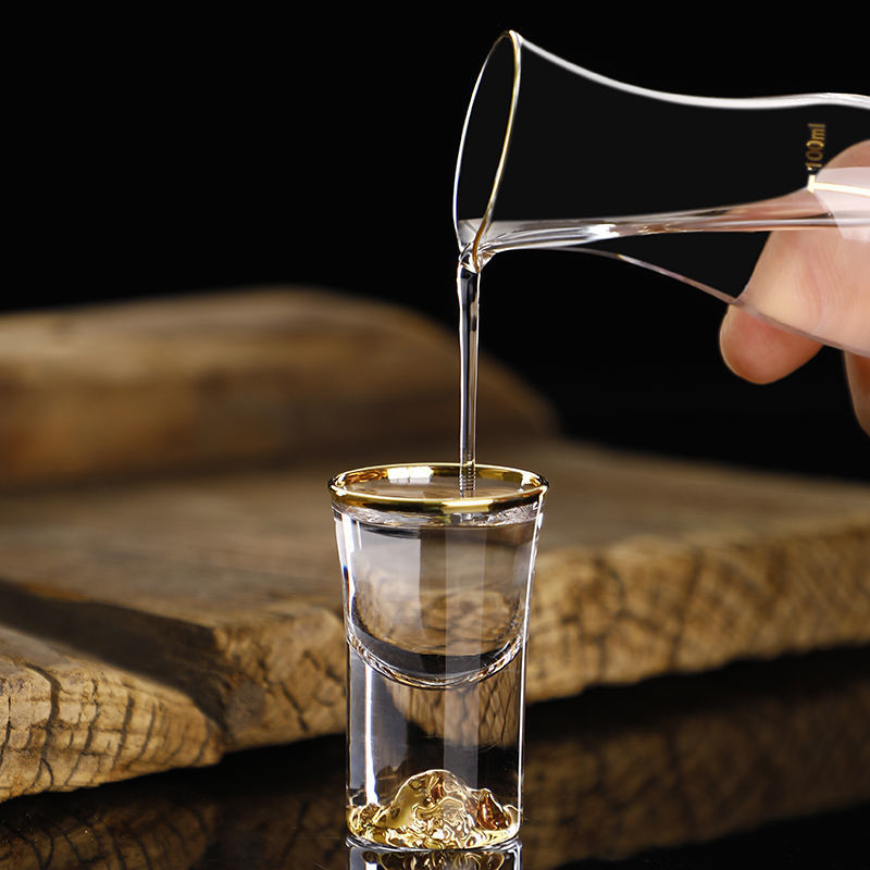 金山白酒杯套装家用小号一口杯中式水晶玻璃分酒器杯架酒盅烈酒杯