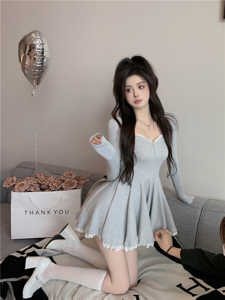 Pure Hot Girl Sexy Lace Dress Women's Spring and Autumn Slimming Tight Waist Small Pleated A- line Bubble Skirt