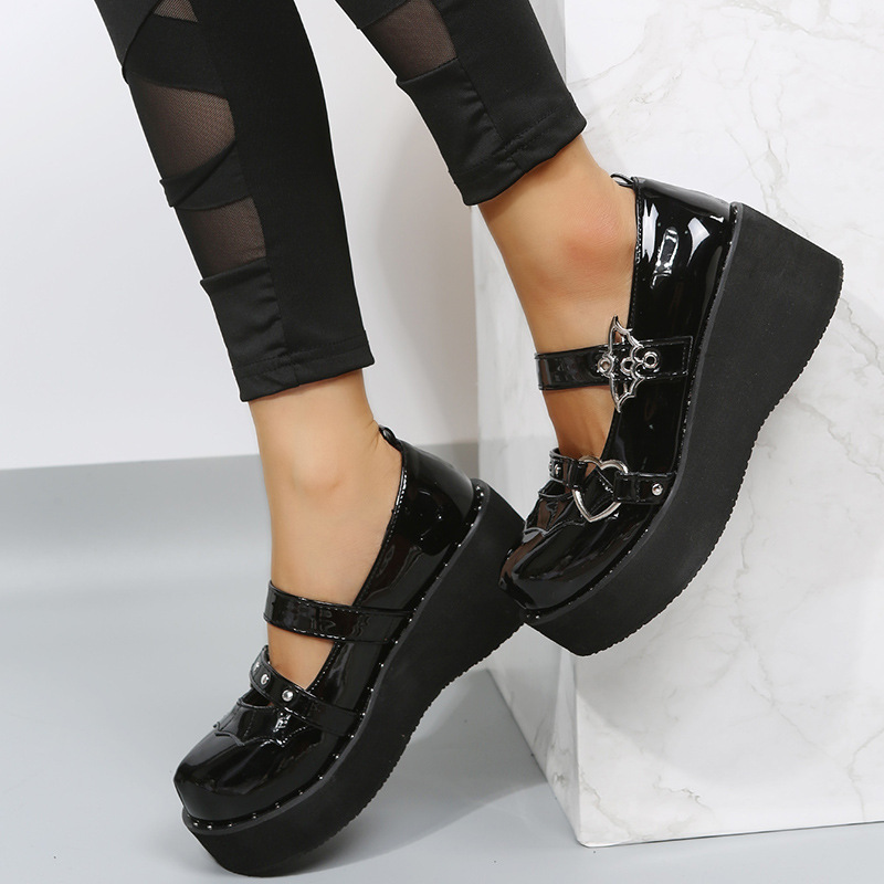 哥特风金属黑色朋克鞋玛丽珍松糕厚底小皮鞋女复古爱心链条大头鞋