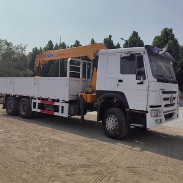 出口豪沃二手随车吊 随车起重机 10吨12吨15吨 非洲 中亚 中东