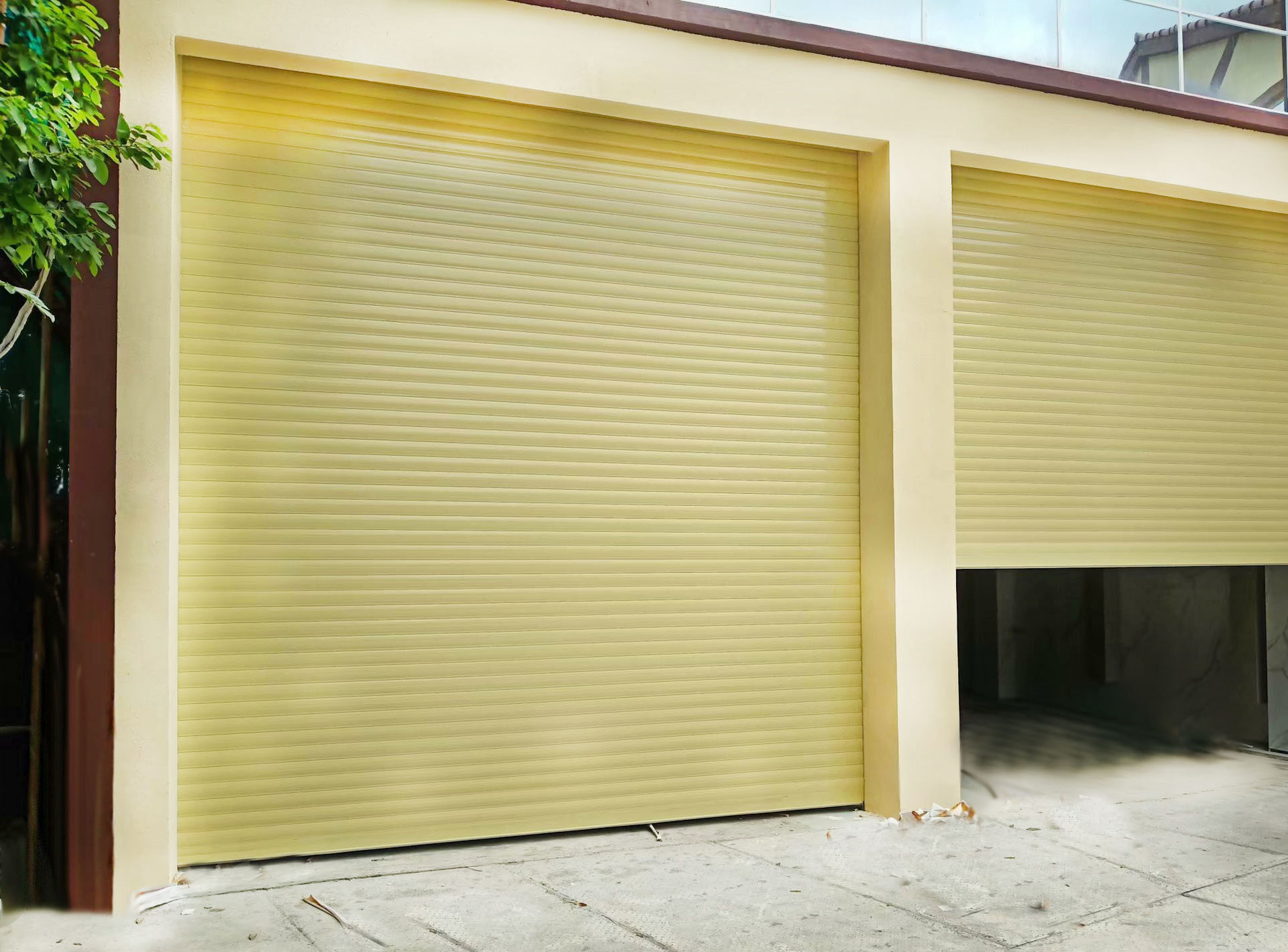 深圳手动无声卷帘门彩板卷闸门手动推拉车库门电动商铺卷闸门