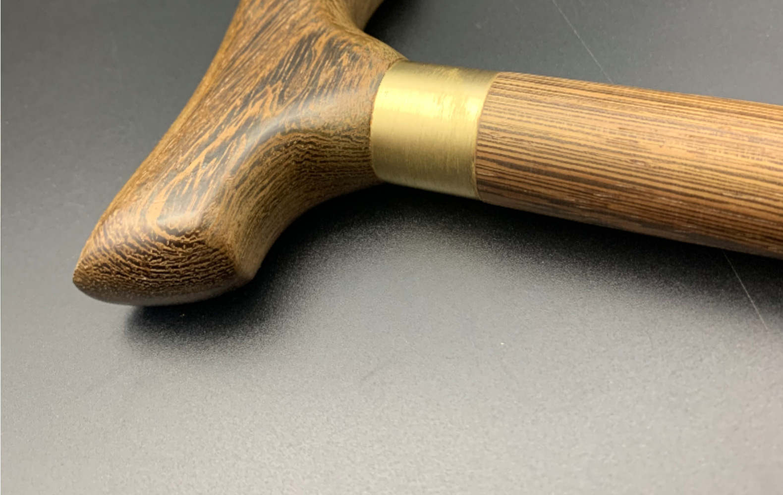 实木拐杖 老人鸡翅木拐杖三节可拆卸手杖 便携登山杖工艺礼品批发