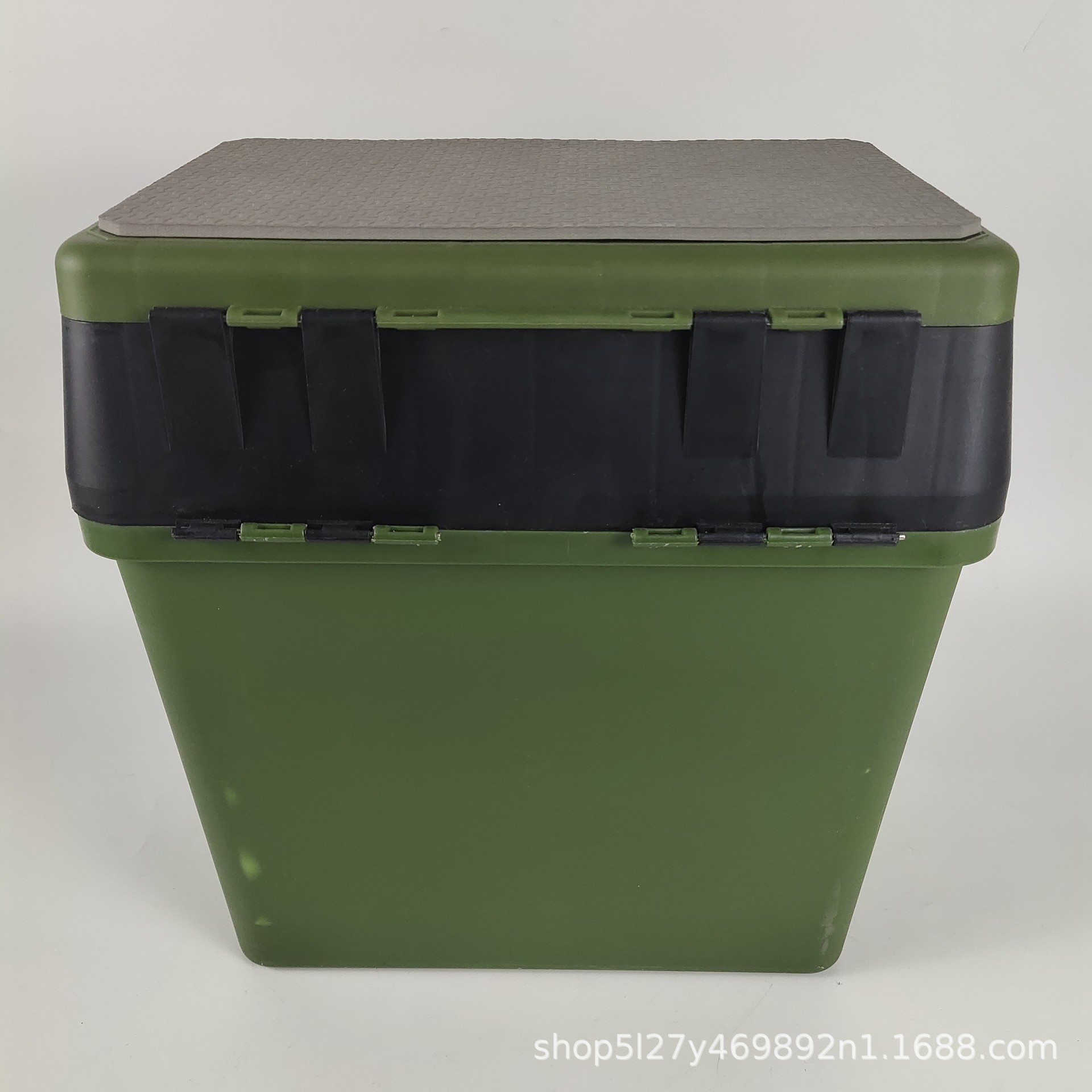 路亚箱双肩外套包塑料多功能军绿可坐可背工具钓箱钓矶钓箱配件箱