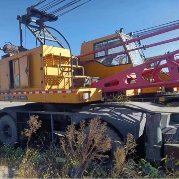 精品三一港口轮胎起重机25吨 履带吊25,50,70,100吨