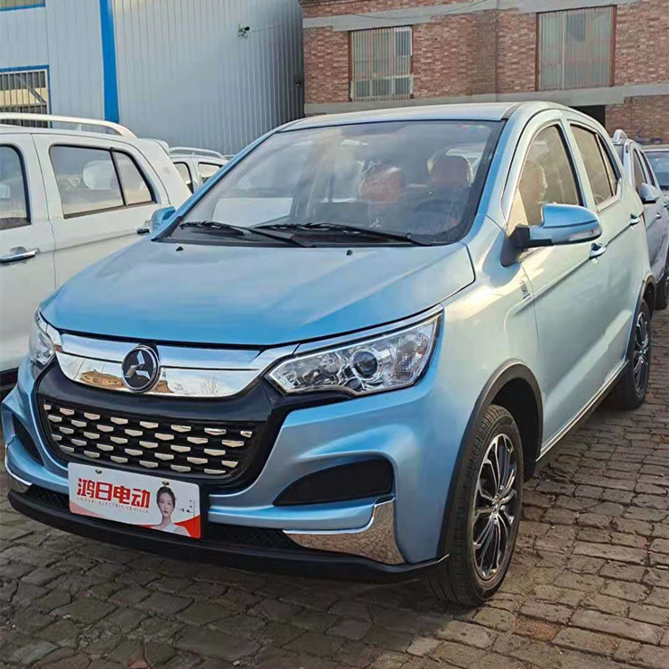 低速电动四轮车家用小型电动轿车鸿日s1pro油电两用全封闭老年代