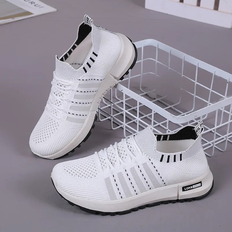 2023 New Fly Woven Mesh Sneaker Women's Fashion Korean Casual Coconut Shoes Foreign Trade Stall Wholesale Shoes