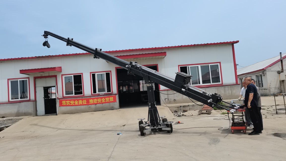 12米影视伸缩摇臂影视专用摄影摄像器材租赁公司使用
