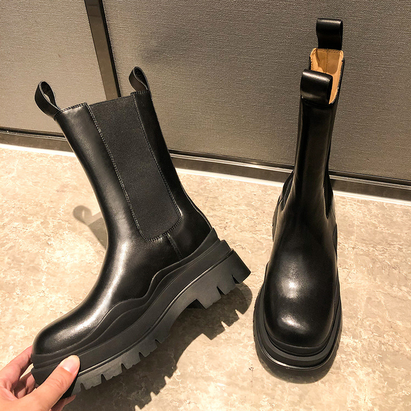 传祺女鞋kodibv切尔西烟筒短靴中筒黑色厚底头层牛皮风粗跟靴春秋
