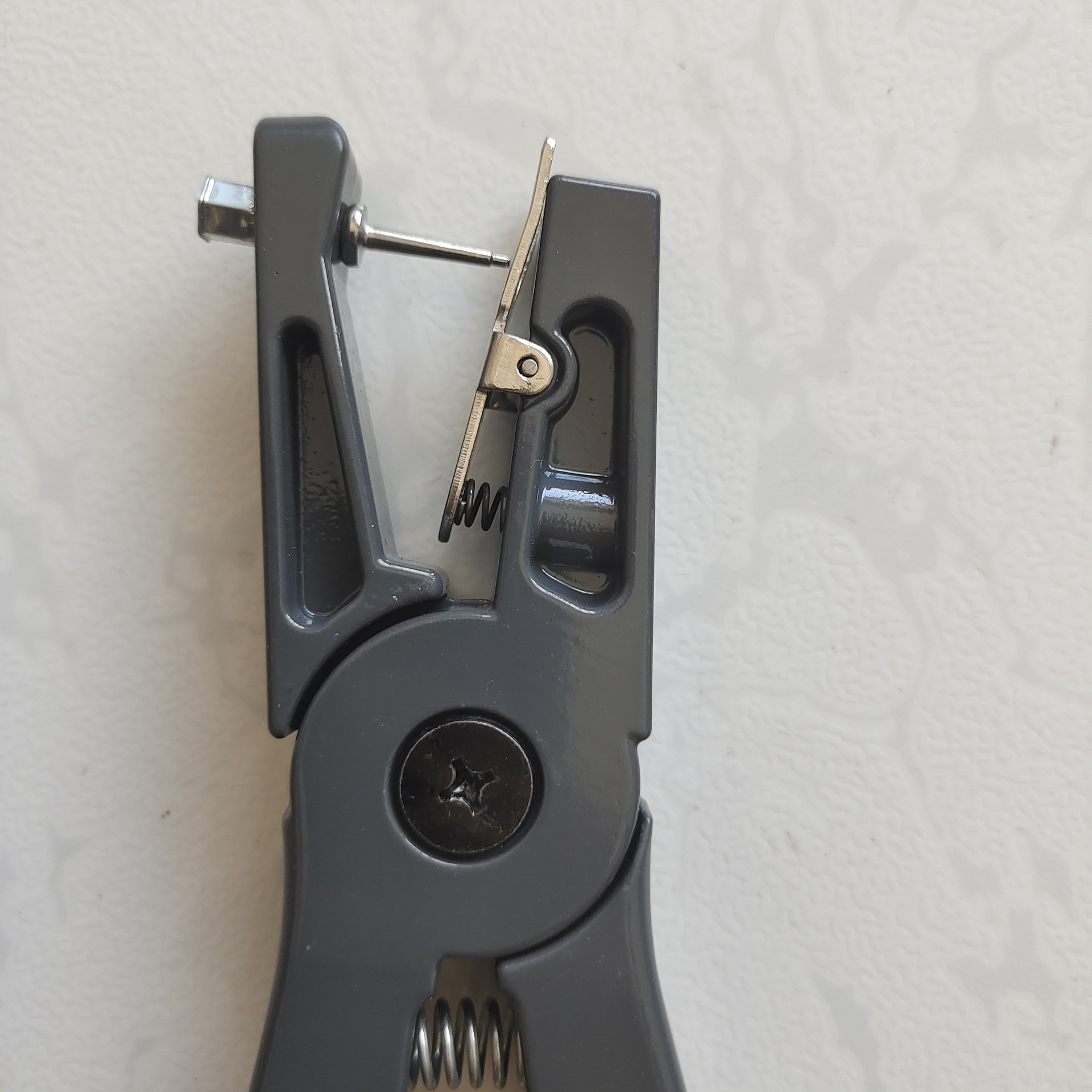 耳标牛耳标耳标钳子兽用耳标钳子打耳标钳自动耳标钳子