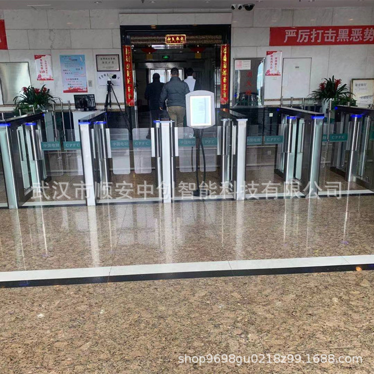 武汉大厦高端摆闸速通门写字楼出入口人脸识别人行通道闸门禁闸机