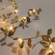 跨境新款金色叶子仿真藤条灯串电池圣诞节日装饰串灯LED叶子藤灯