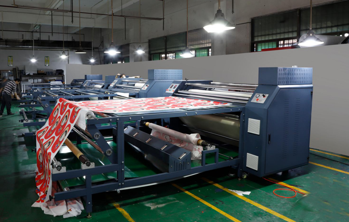 源头产地滚筒热转印机 数码印花卷对卷油温升华转印机纺织烫画机