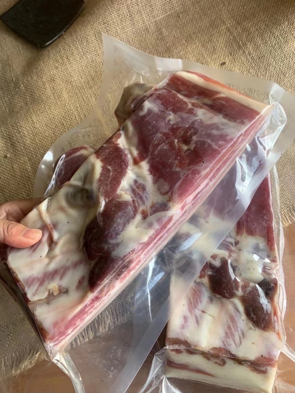 临安农家手工腊肉腌肉酱肉五花肉一斤一包真空包装支持代发批发