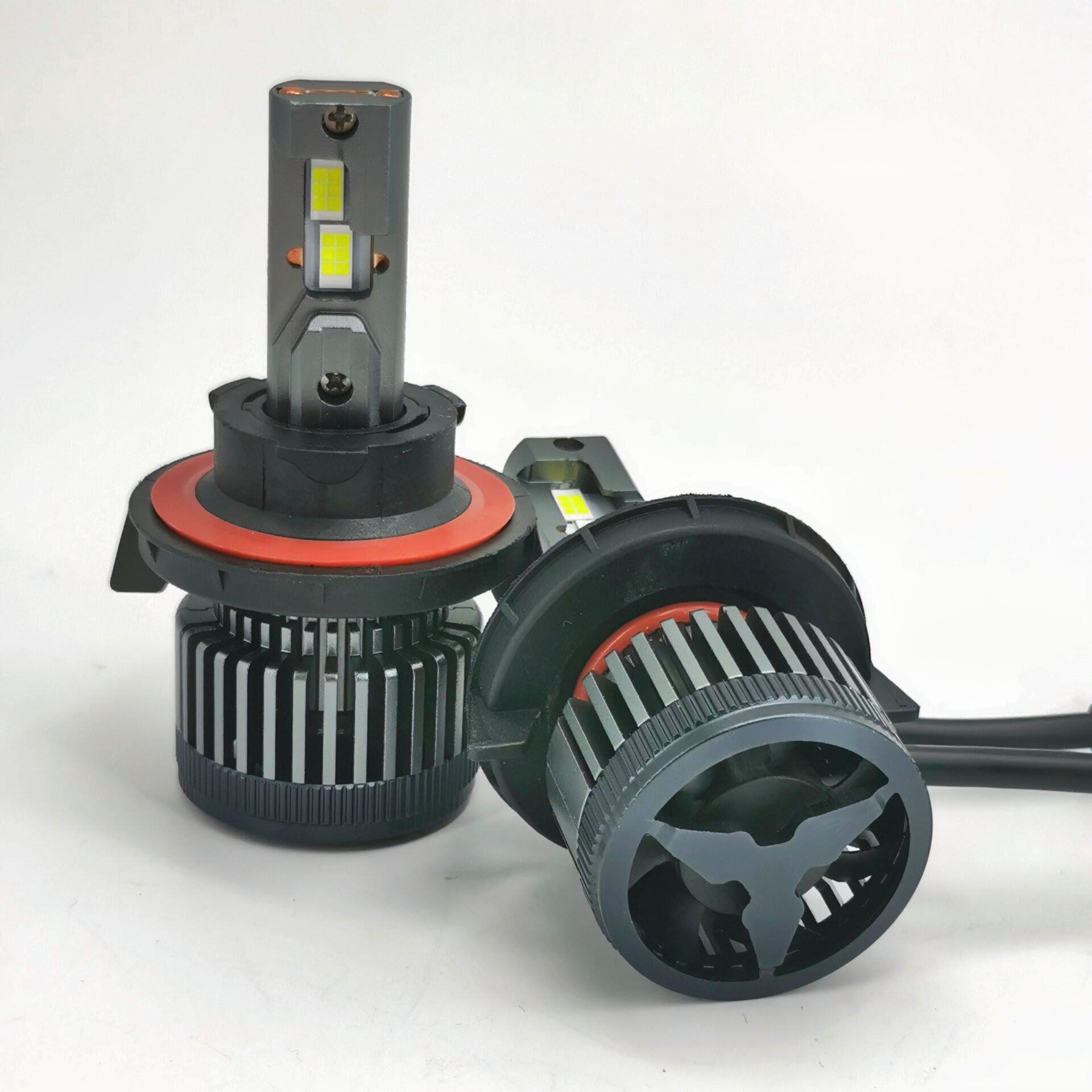 汽车led大灯h13 9004 9007远近光一体大功率双铜管大灯生产工厂