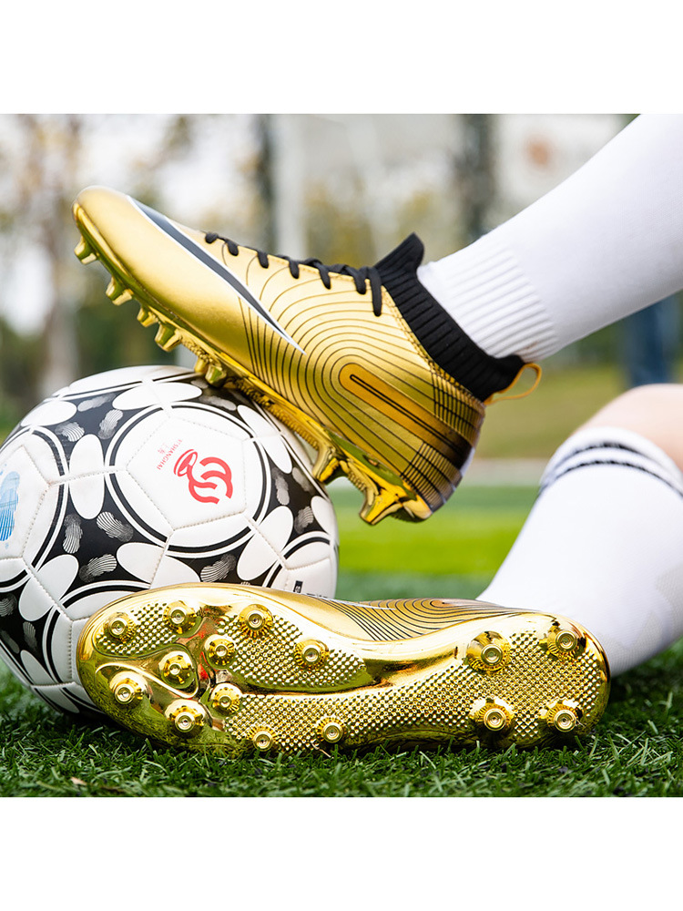 儿童足球鞋男童专业训练长钉鞋小学生专用刺客15金色球鞋男孩钉鞋