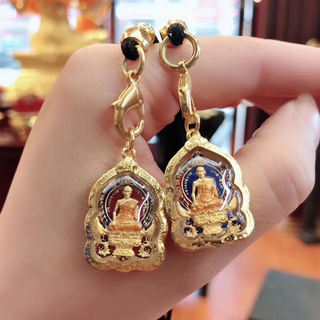 泰国佛牌 龙婆瑞 2561 十亿迷你自身像 纯金外壳