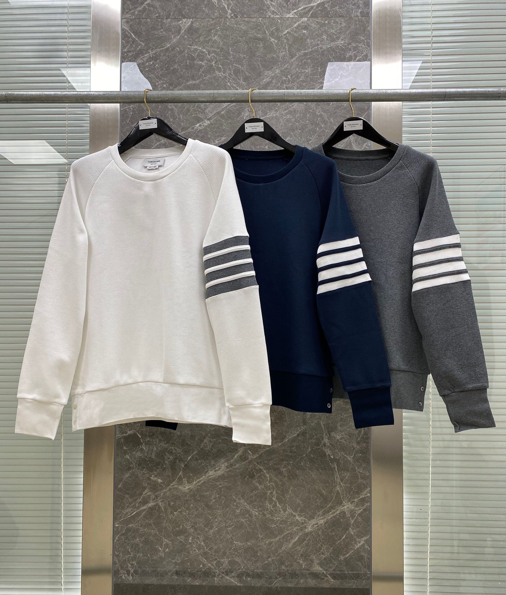 tb潮牌秋冬新款经典四杠休闲华夫格圆领tb卫衣男女情侣款潮流时尚