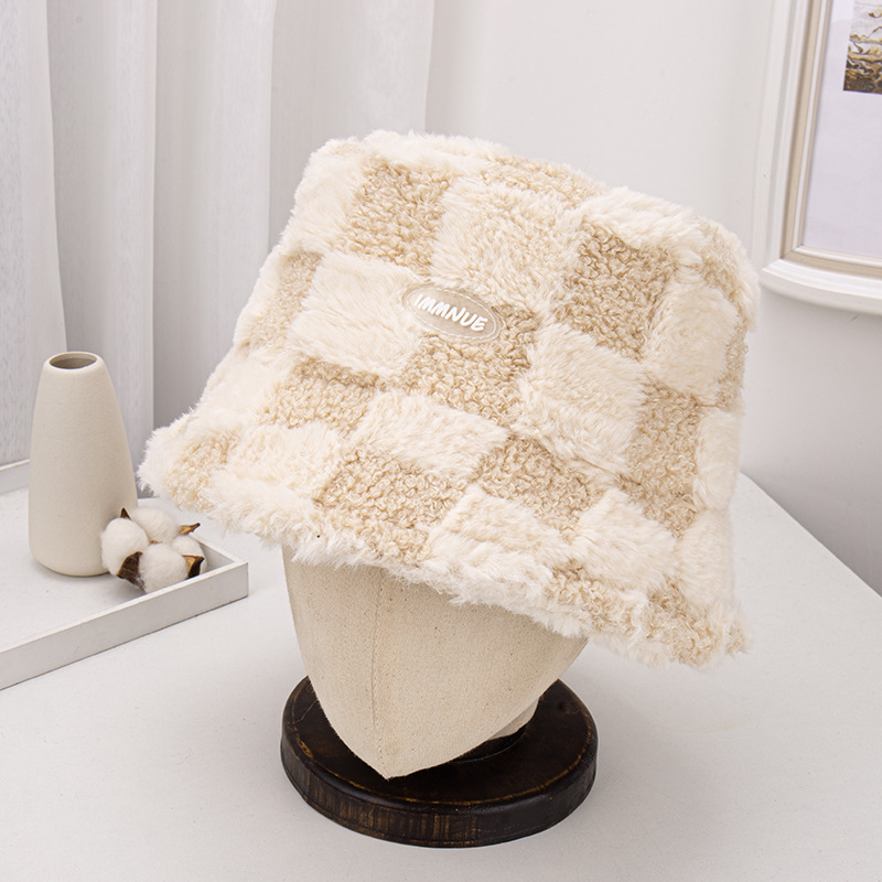 Winter New Plush Letter Basin Hat Outdoor Keep Warm Fleece Plaid Sunshade Lambswool Fisherman Hat Wholesale