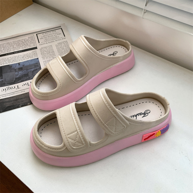 Women's Outdoor Slippers 2023 New Fairy Style Sandals Internet Celebrity All-Match Shit Feeling Thick Bottom Seaside Beach Shoes