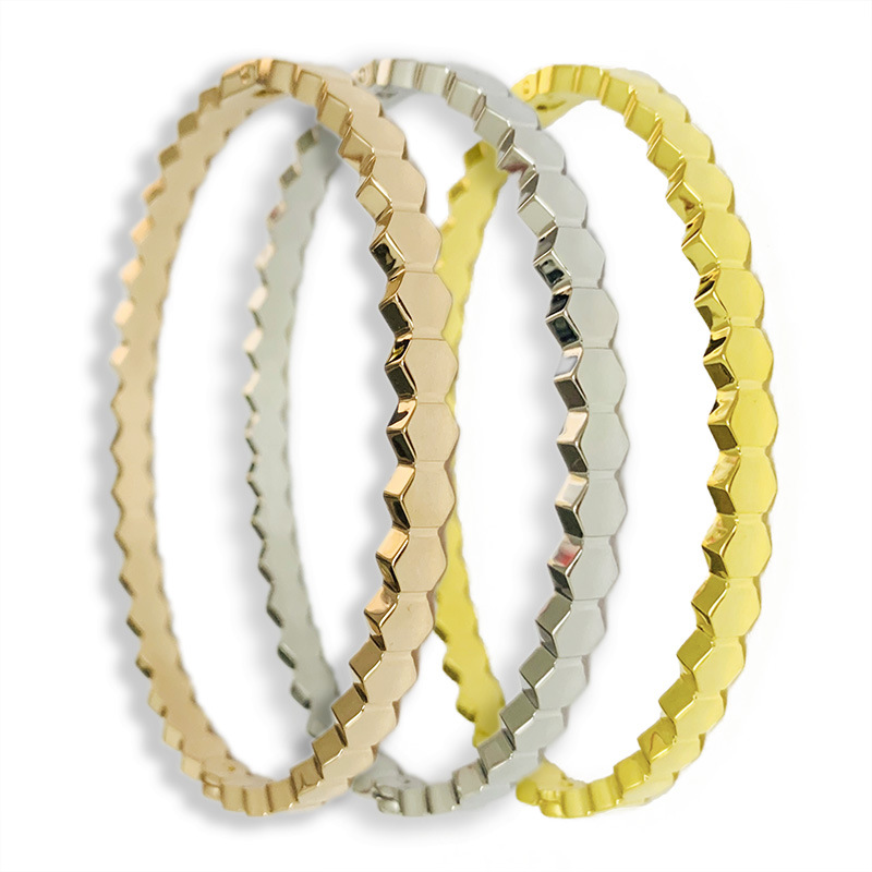 欧美ins热销蛇形菱形卡扣玫瑰金手镯手饰不锈钢一件代发现货蜜巢