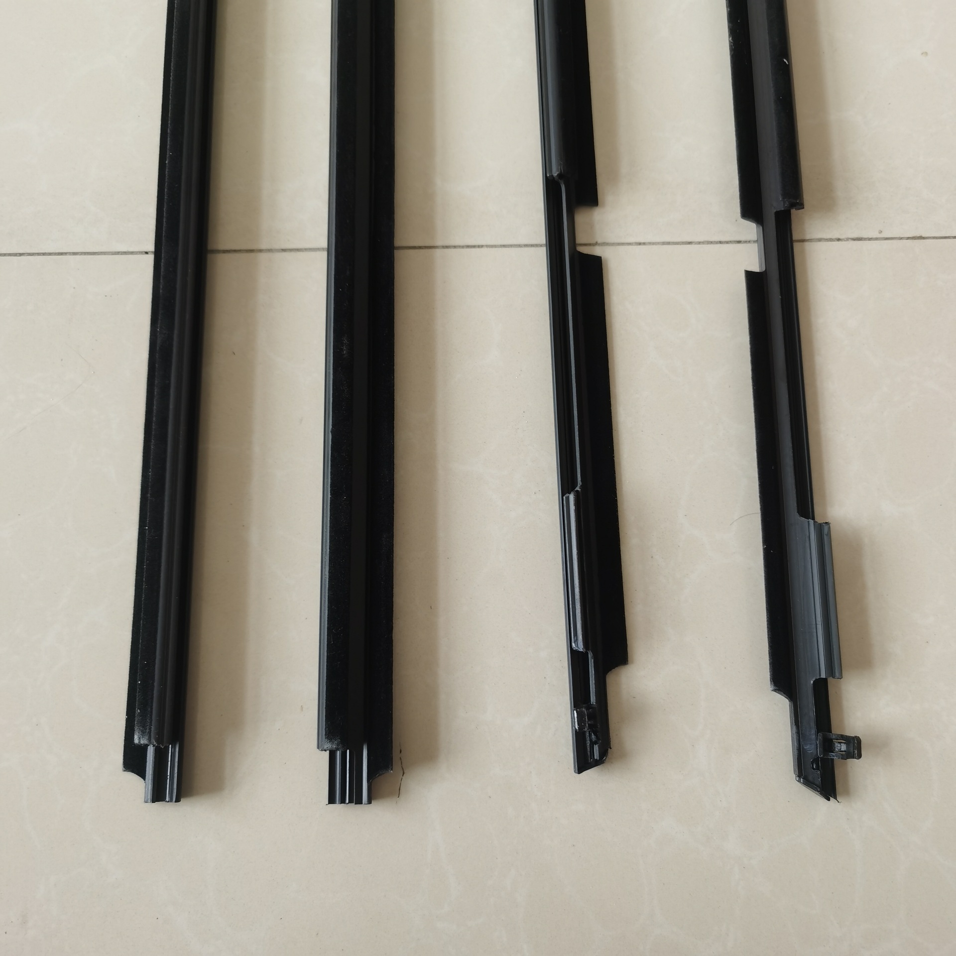 适用于丰田4runner跑步者 汽车车窗玻璃外压条外挡水切密封胶条