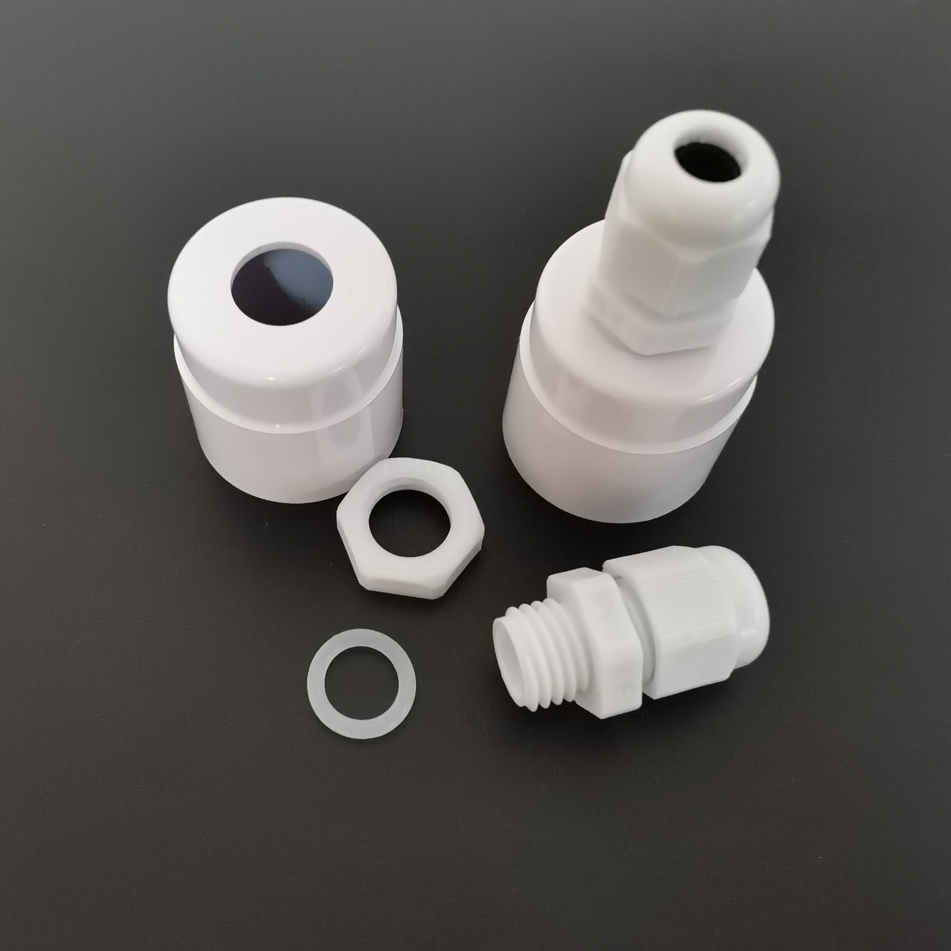 t8灯管防水堵头 尼龙防水接头 pg7防水接头 ip65防水等级