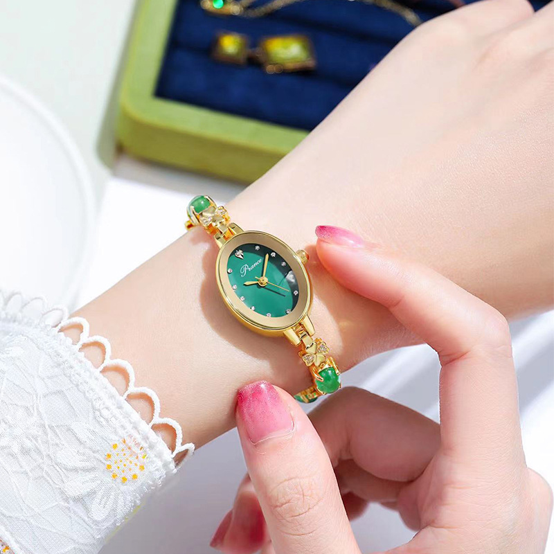 抖音直播爆款玉髓玉石手表女士手链条腕表翠玉青提金镶玉珠宝手表