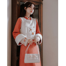 国风新中式复古甜美别致假两件长袖旗袍洋装女刺绣背心马甲冬季
