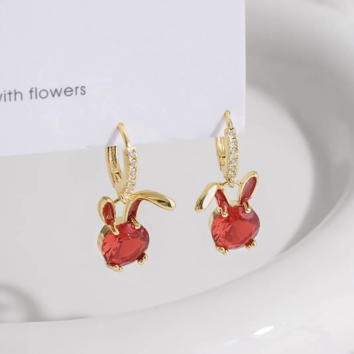 High-End Light Luxury Rainbow Rabbit Year Ear Clip Special-Interest Design Zircon Earrings Fashionable Temperament New Year Red Rabbit Earrings