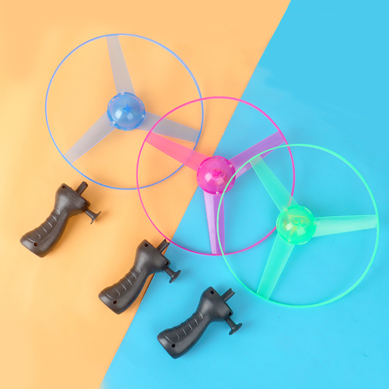 地摊热卖大号闪光拉线飞碟 发光飞碟 拉线儿童闪光玩具大号飞盘