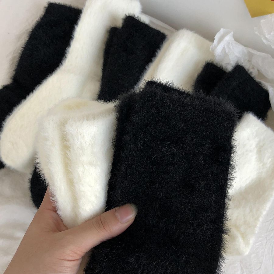 Mink Fur Socks Women's Mid-Calf Length Autumn and Winter Warm Velvet Padded Thickened Furry Black White Confinement Sleep Fluffy Socks