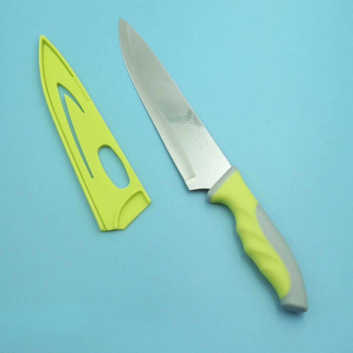 c-02 双金鱼塑柄大尖刀厂家直销一手货源切水果尖头刀塑胶柄防滑