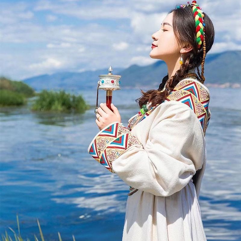 度假连衣裙藏族服装女藏袍西藏旅游少数民族风风藏式舞蹈演出服