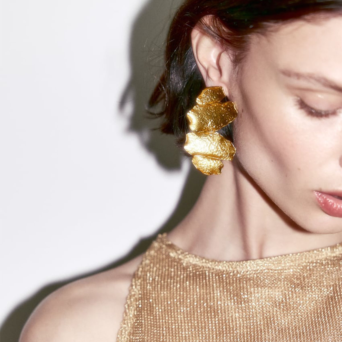 za跨境新款创意设计感不规则多层金属拼接合金耳环欧美夸张耳饰女