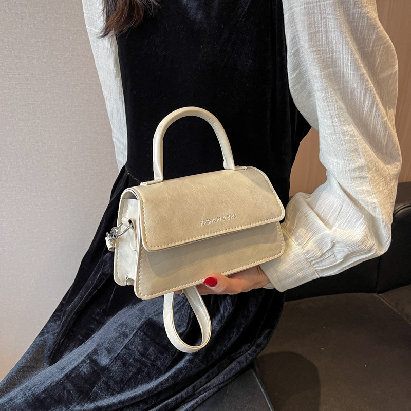 Foreign Trade Bag Texture Light Luxury Women's Bag 2023 Fashion Popular New Portable Small Square Bag All-Match Shoulder Messenger Bag
