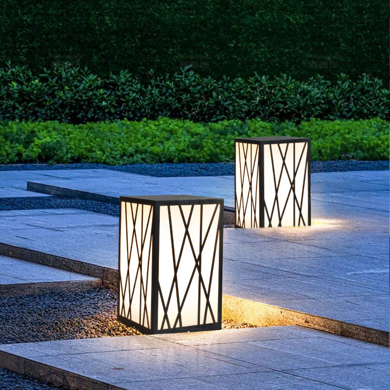 现代简约太阳能草坪灯户外别墅庭院草地灯后花园公园墙头柱头灯