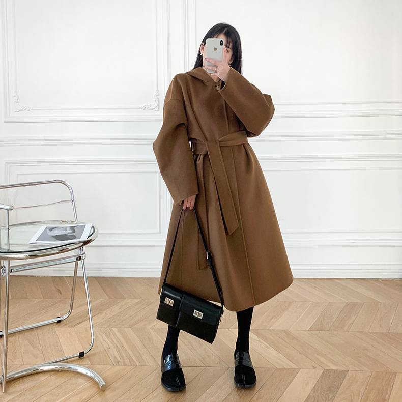 20秋冬新款棕色双面尼大衣明显同款戴帽配腰带外套女巫浴袍大衣