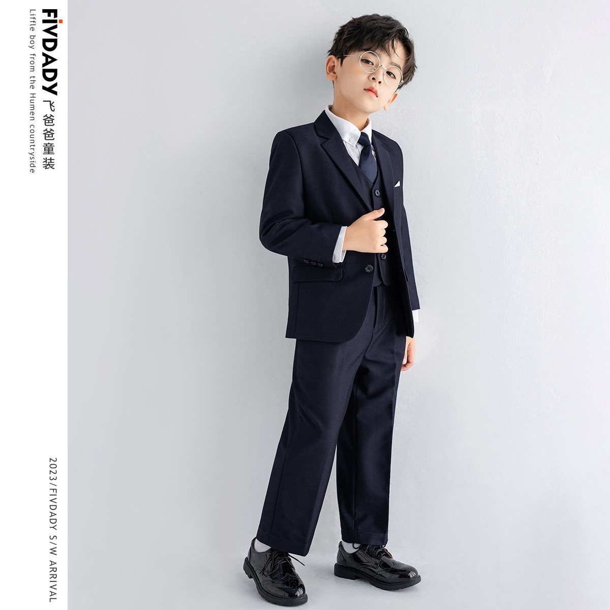 夏季男童西装套装钢琴礼服黑色外套马甲西裤三件套深蓝色儿童西服