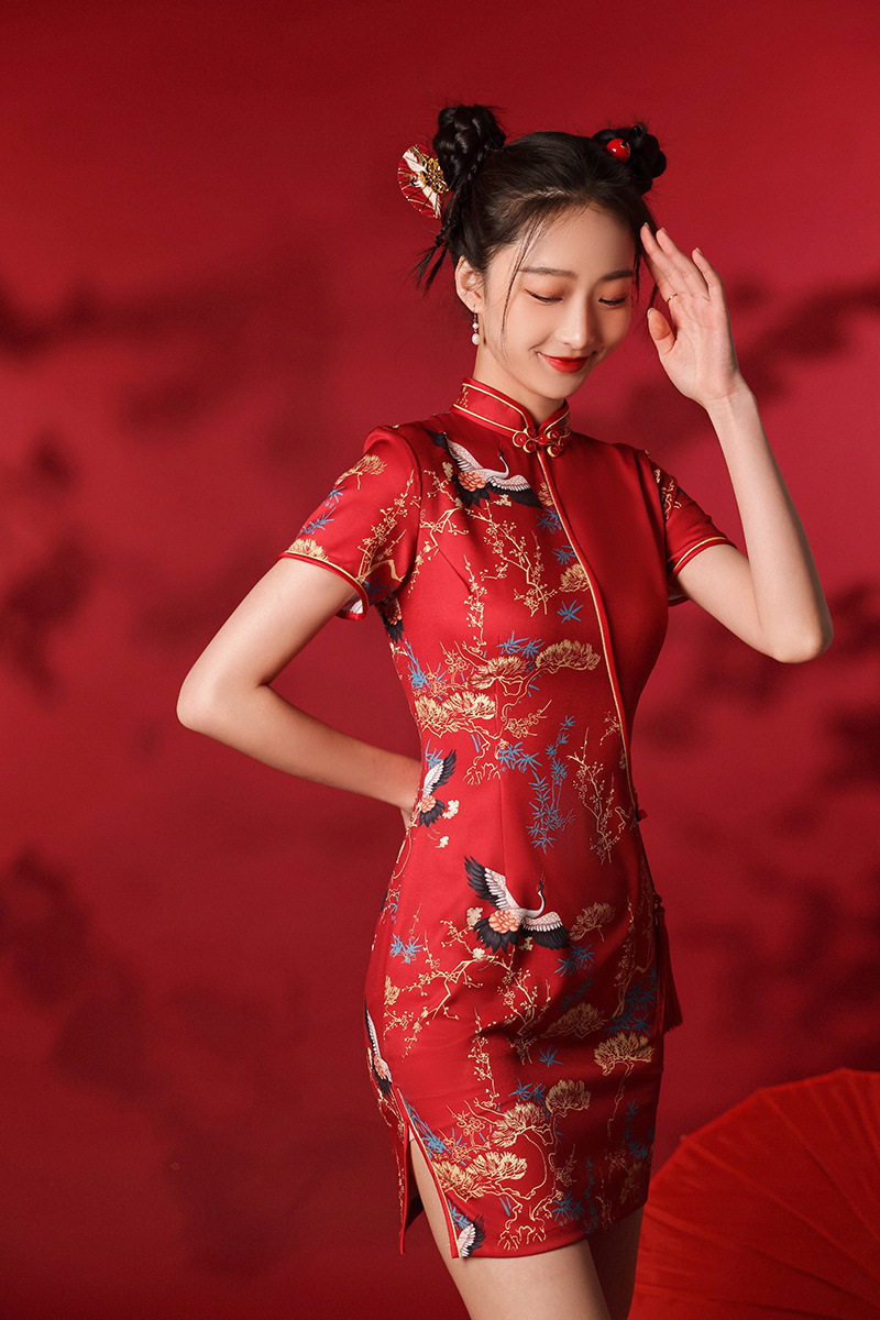 小香风年轻少女款四面弹短款旗袍2022春夏新款时尚改良日常旗袍裙