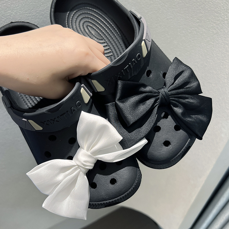 新款ins风黑白特大号蝴蝶结洞洞鞋扣 纯色系列洞洞鞋百搭装饰
