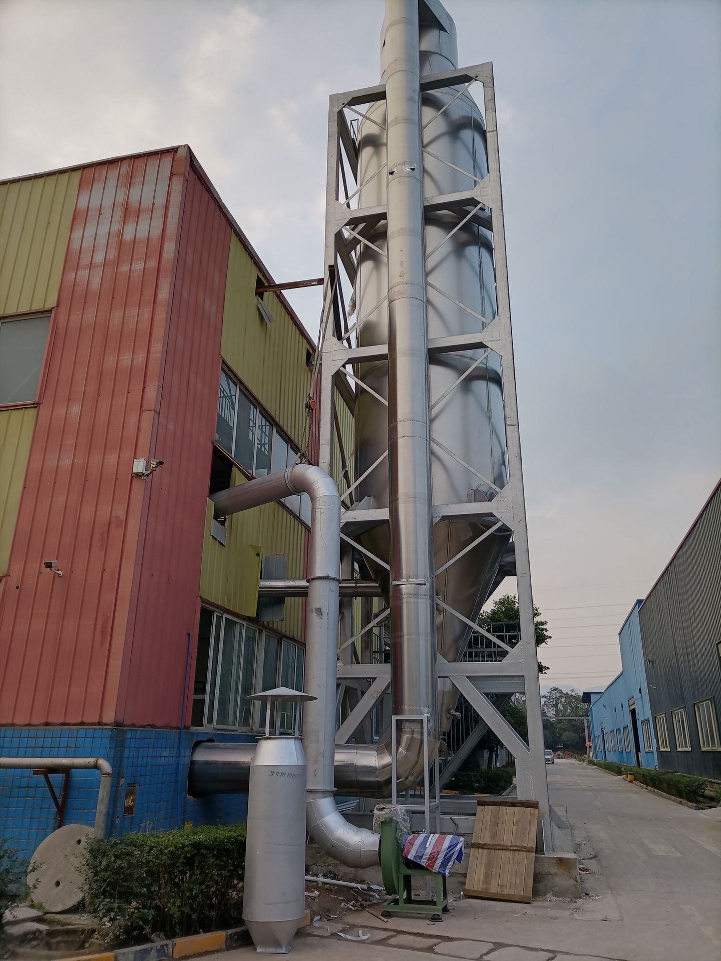 5吨-50吨大型304不锈钢反应釜 化工原料反应釜 大型不锈钢发酵罐